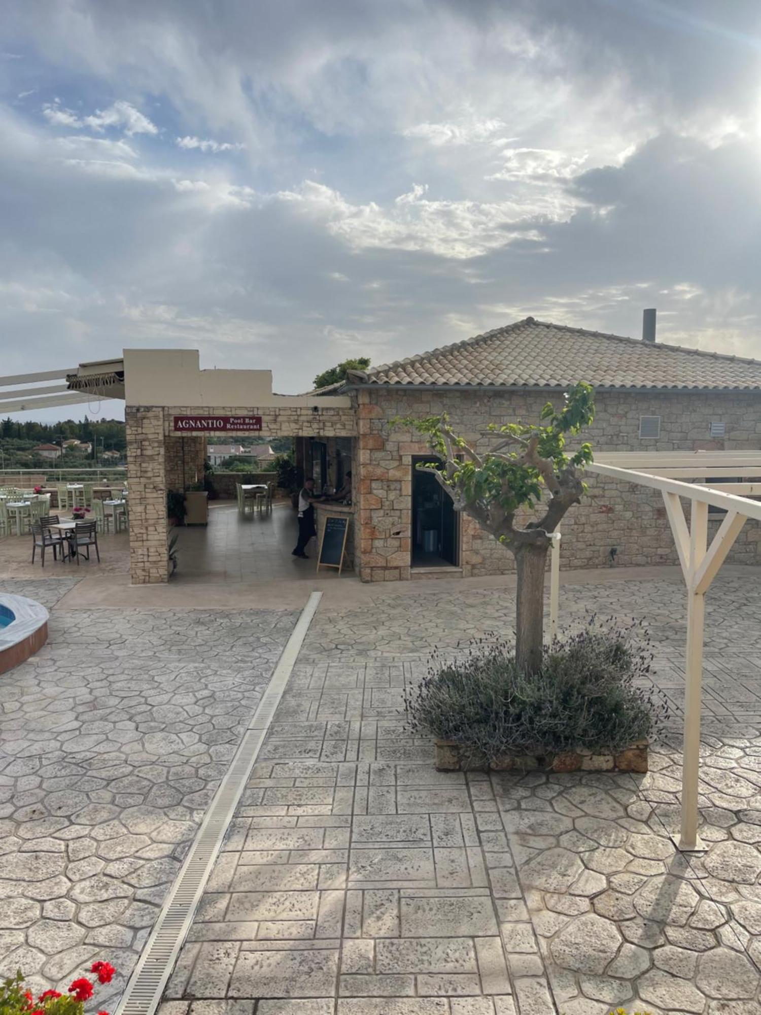 Kolokotronis Hotel & Spa Sztúpa Kültér fotó