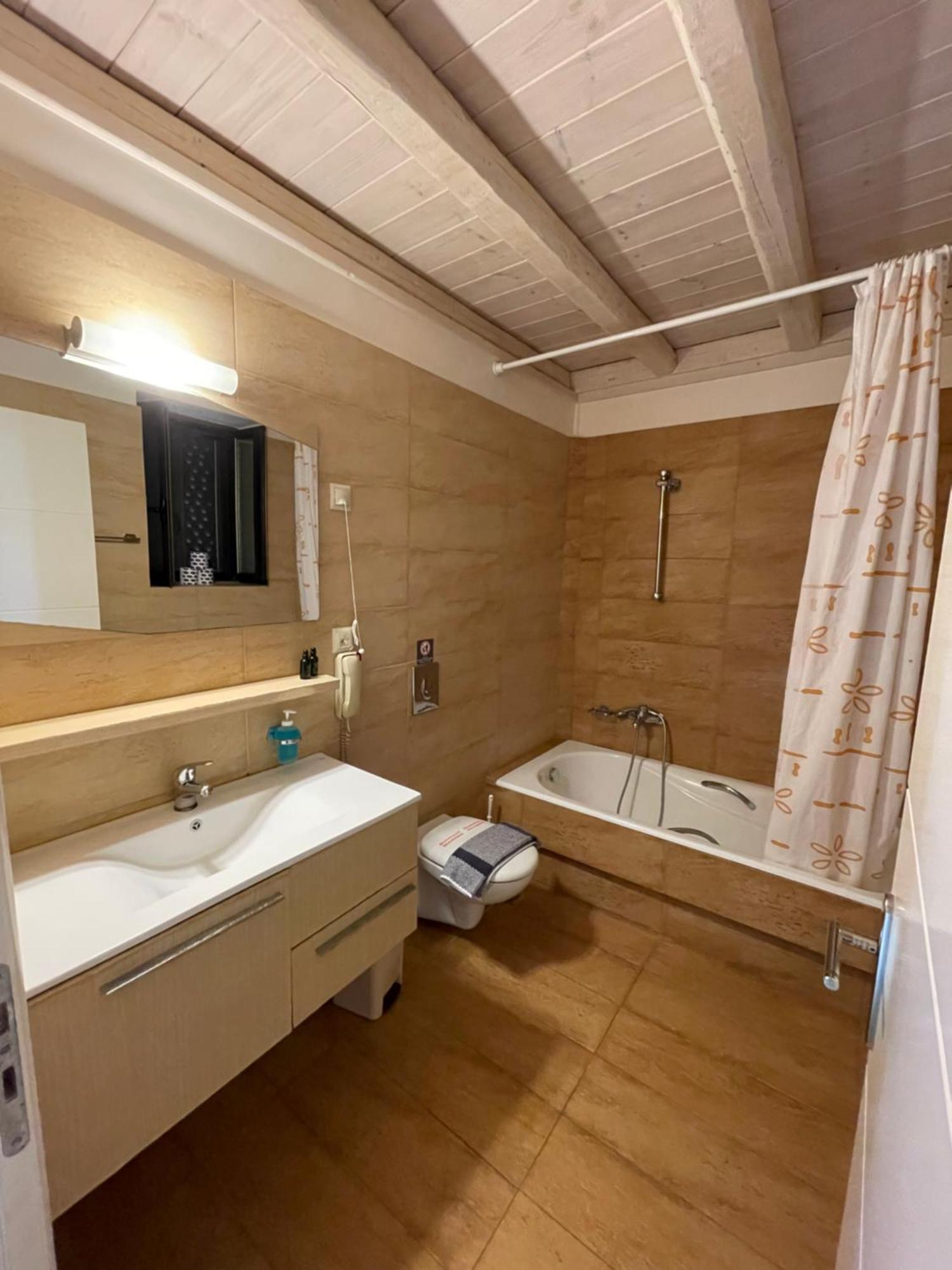 Kolokotronis Hotel & Spa Sztúpa Kültér fotó